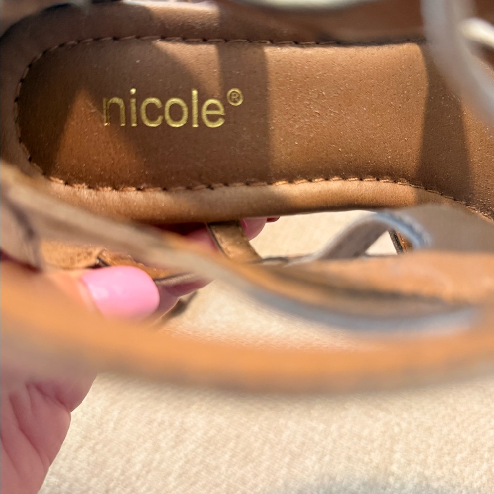 Tan gladiator sandals by Nicole. Size 8.5 - Picture 6 of 9